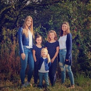 Meet your Posher, Dakota